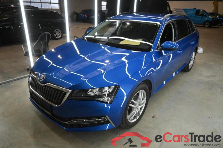 Skoda Superb Wagon ´15 Superb Combi Ambition iV 1.4 TSI Hybrid 160KW AT6 E6d