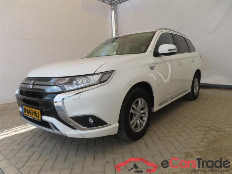 MITSUBISHI OUTLANDER 2.4 PHEV Pure #1