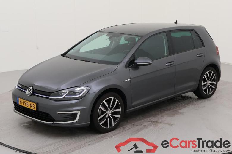 VOLKSWAGEN e-Golf  #1
