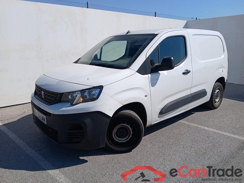 Peugeot Pro Standard 600kg BlueHDi 73kW (AC) PEUGEOT Partner / 2018 / 3P / furgón derivado de turismo Pro Standard 600kg BlueHDi 73kW (AC)
