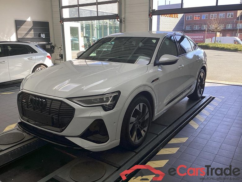 Audi 50 quattro S line E-tron Sportback #1
