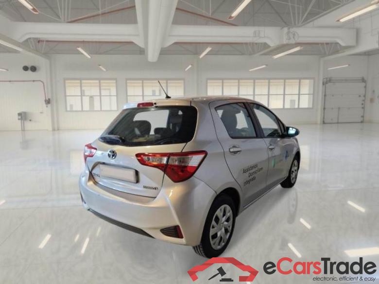 Toyota 10 TOYOTA YARIS / 2017 / 5P / BERLINA 1.5 HYBRID BUSINESS #2