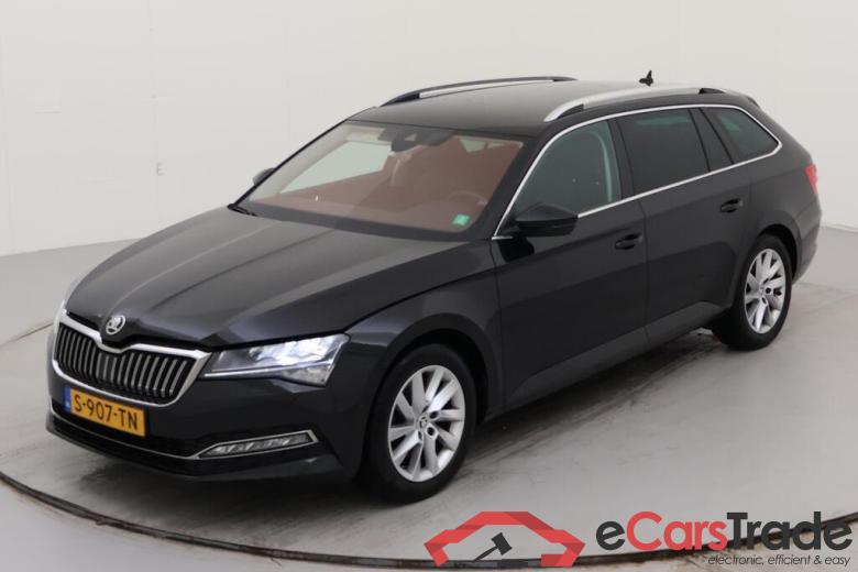 SKODA Superb Combi 110 kW #1