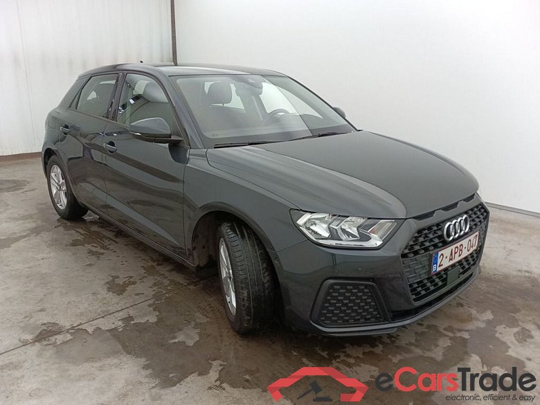 Audi A1 Sportback 1.0 25 TFSI 70kW S tronic Business Ed. 5d #2