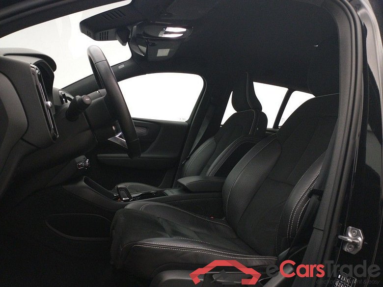 Volvo XC40 P8 4x4 Recharge R-Design 5d #6