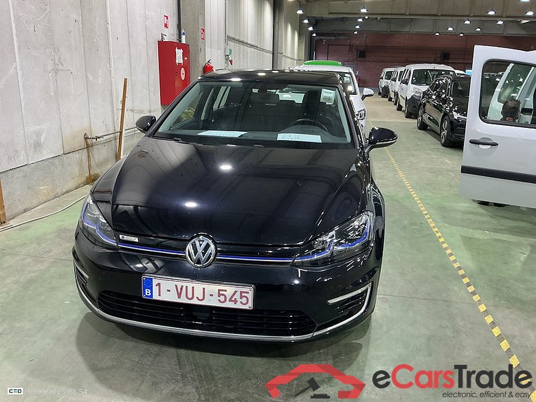 VOLKSWAGEN E-GOLF - 2017 35.8kWh E-Golf #1