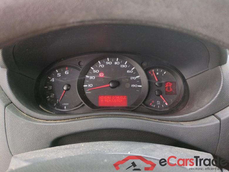 Renault FG GCf Trac F3500 L2H2 dCi 110 Euro6 RENAULT Master VU 4p Fourgon FG GCf Trac F3500 L2H2 dCi 110 Euro6 #6