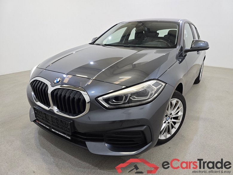 BMW 118i Advantage Aut. LED-Xenon LC-Pro Navi KeylessGo Camera Klima PDC ... #1