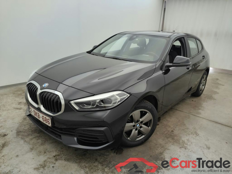 BMW 1 Reeks Hatch 118iA (100 kW) 5d