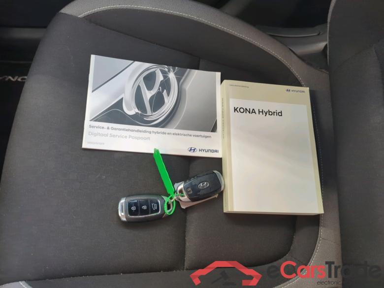 Hyundai KONA 1.6 GDI HEV Fashion 5d #4