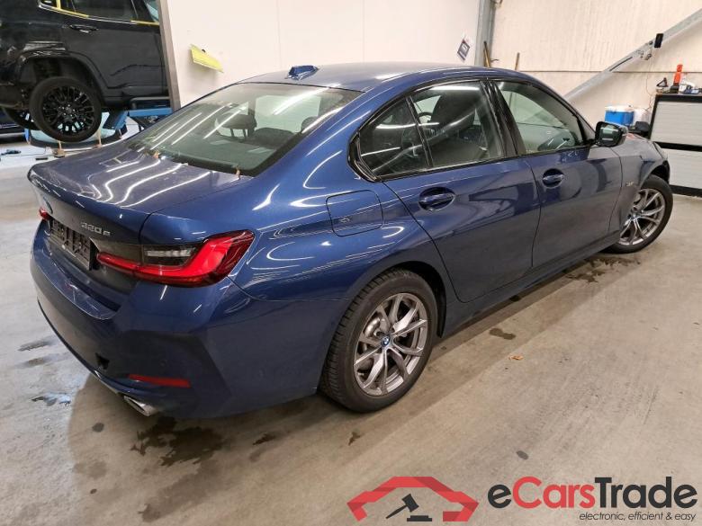 BMW - BMW 3 BERLINE 320e 204PK With Live CockPit Pro & Active Cruise Control & Parking Assistant Pack * HYBRID * #2
