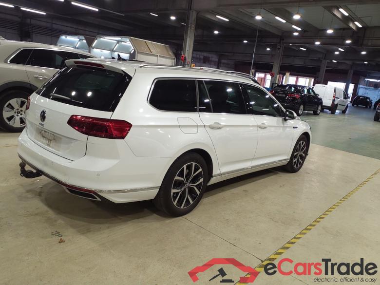 VOLKSWAGEN PASSAT VARIANT 1.4 TSI MSQ VARIANT GTE BUSINESS #4 VOLKSWAGEN PASSAT VARIANT 1.4 TSI MSQ VARIANT GTE BUSINESS #4