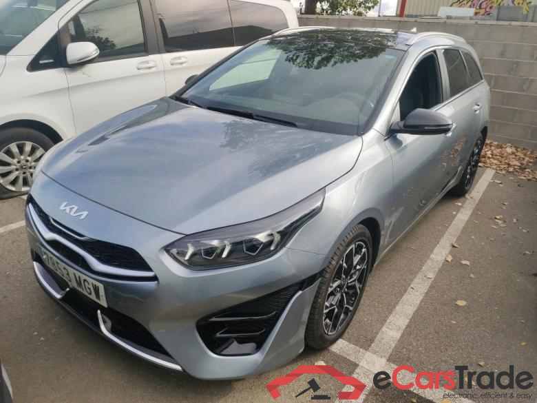 Ceed Sportswagon GT Line 1.5 T-GDI 160CV AT7 E6d Ceed Sportswagon GT Line 1.5 T-GDI 160CV AT7 E6d