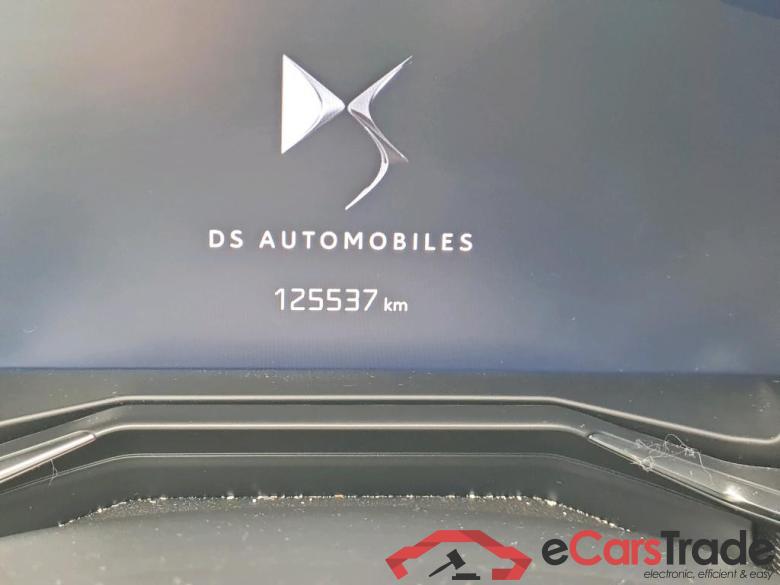 DS - DS  DS 7 CROSSBACK PureTech 181PK AT So Chic & Pack Night Vision & Rivoli DS & Ventilated Seats & LED &  Pano Roof * PETROL * #5 DS - DS  DS 7 CROSSBACK PureTech 181PK AT So Chic & Pack Night Vision & Rivoli DS & Ventilated Seats & LED &  Pano Roof * PETROL * #5