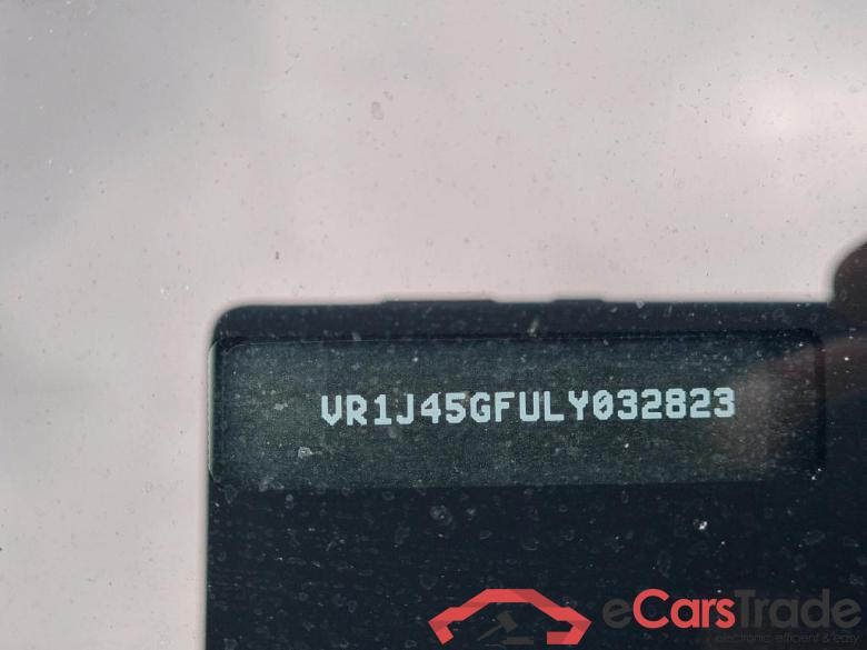 DS - DS  DS 7 CROSSBACK PureTech 181PK AT So Chic & Pack Night Vision & Rivoli DS & Ventilated Seats & LED &  Pano Roof * PETROL * #6 DS - DS  DS 7 CROSSBACK PureTech 181PK AT So Chic & Pack Night Vision & Rivoli DS & Ventilated Seats & LED &  Pano Roof * PETROL * #6