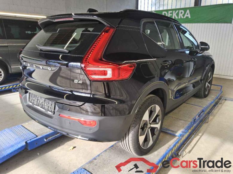 Volvo XC40 (2017->) DE - SUV5 B4 2WD EU6d, Plus Dark (EURO 6d), (Facelift) 2022 - 2024 #3