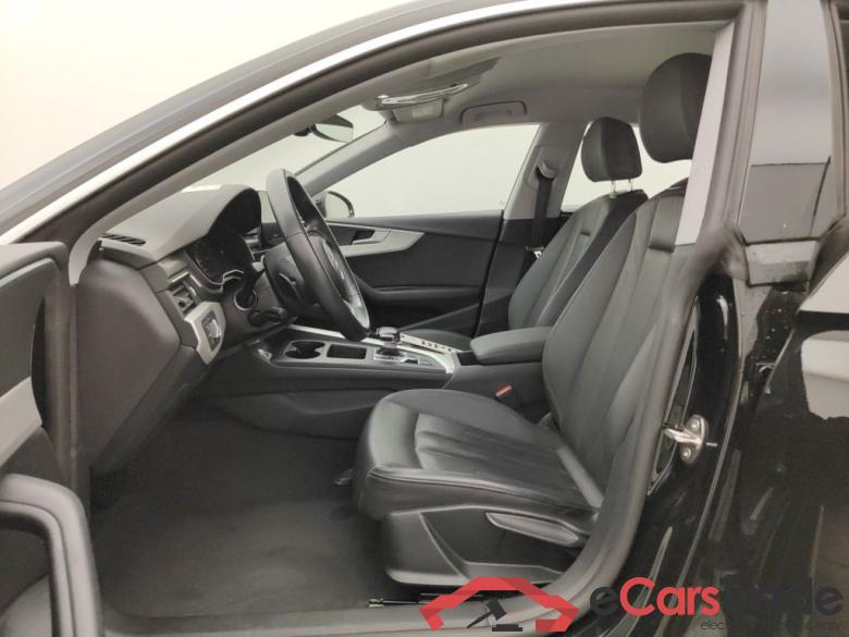 Audi A5 Sportback 30 TDI S tronic Bus. Ed. Attraction 5d #3