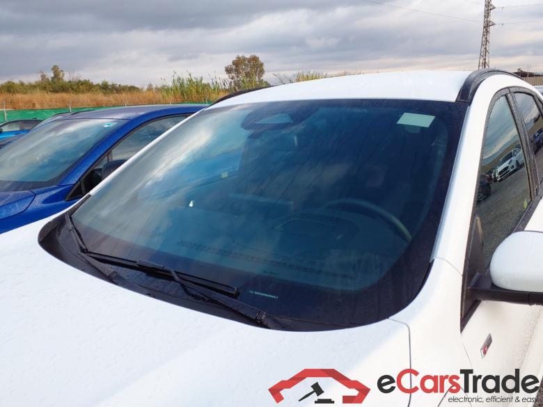 FORD Kuga 2.5 243CV Automático    ST-LINE X #6