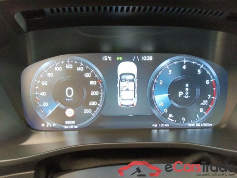 Volvo XC40 T3 Geartronic Momentum Pro 5d #6