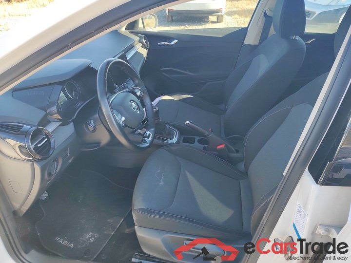 Skoda Fabia 1.0 TSI 95Hp Ambition LED Display Klima PDC ... #5