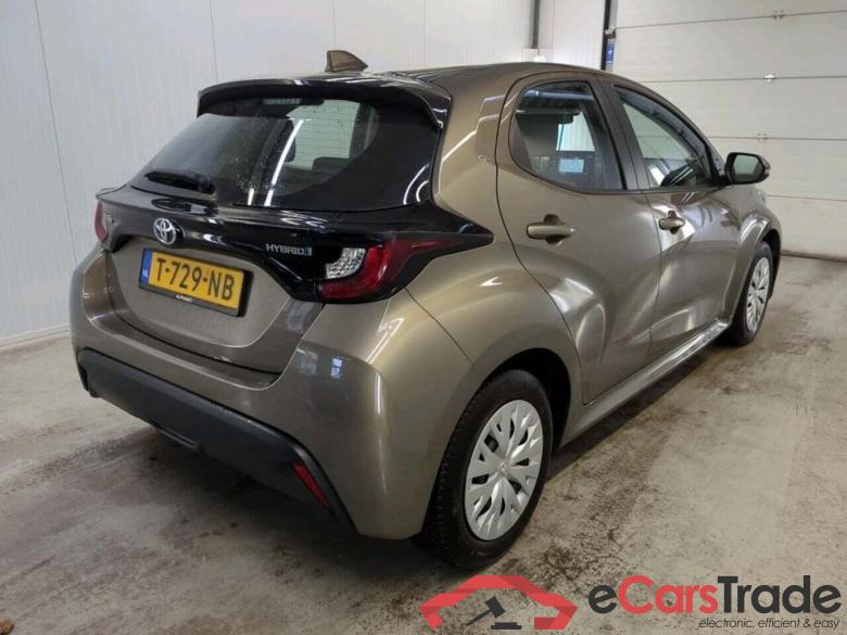 TOYOTA Yaris 1.5 Hyb. Active #2