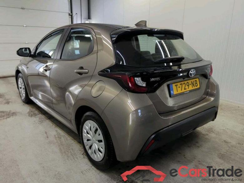 TOYOTA Yaris 1.5 Hyb. Active #6
