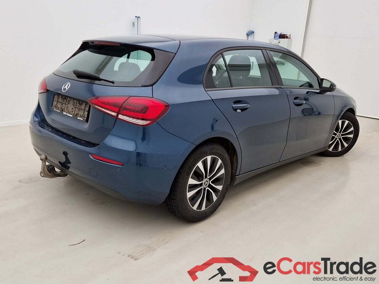 MERCEDES-BENZ A-KLASSE 200D STYLE 8G-DCT #2