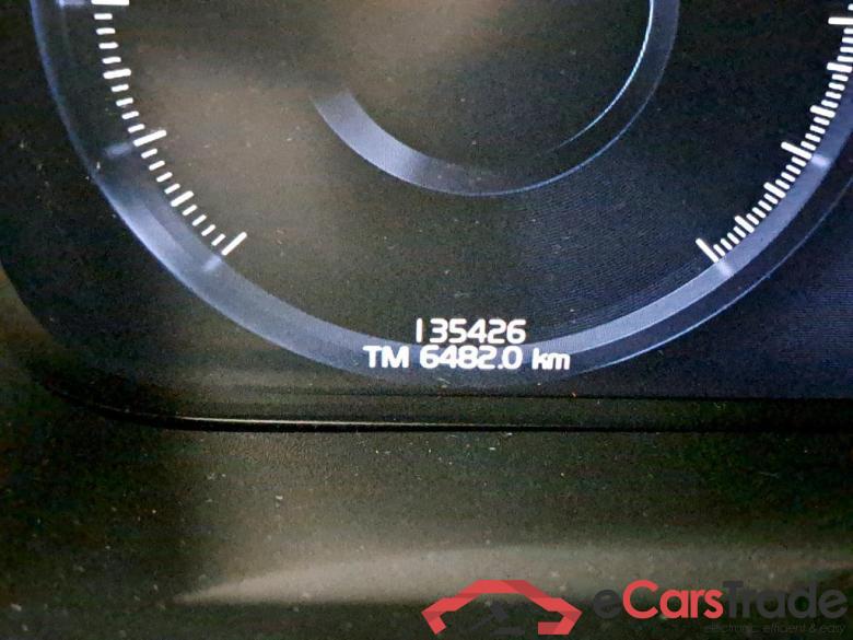 VOLVO - VOL V60 D3 150PK Geartronic Momentum Pro & Pack Business #5