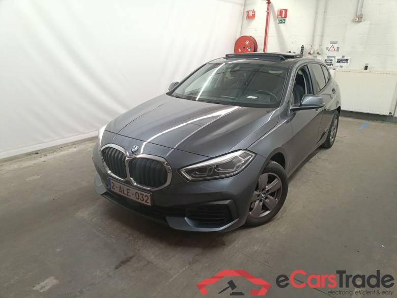 BMW 1 Reeks Hatch 118iA (100 kW) 5d #1