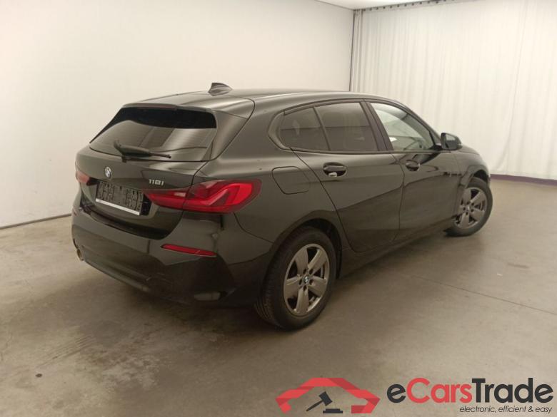 BMW 1 Reeks Hatch 118i (103 kW) 5d #2
