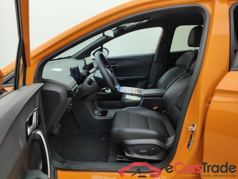 MG 4 64 kWh Luxury 5d #3