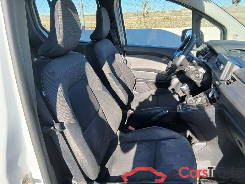 RENAULT Kangoo Combi / 2021 / 5P / combi Life Edition One 1.5 Blue dCi 70kW(95CV) (IND)(AC) #6