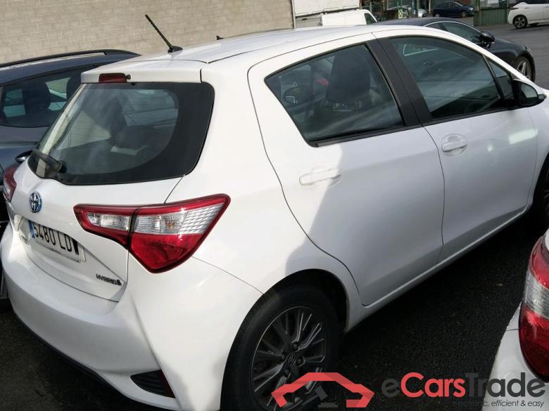 TOYOTA Yaris / 2017 / 5P / berlina con portón 1.5 100H Active #2