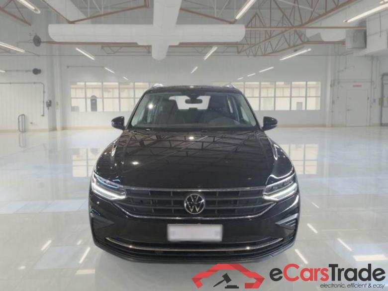 VOLKSWAGEN TIGUAN / 2020 / 5P / SUV 2.0 TDI SCR 110KW LIFE DSG #6