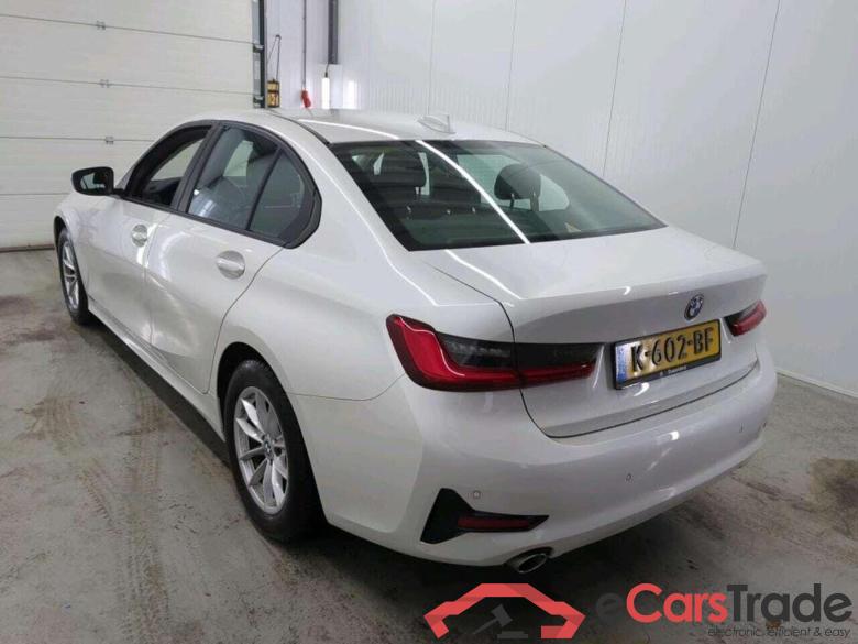 BMW 3-serie 318d Executive Ed. #6