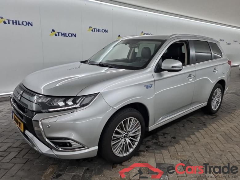 MITSUBISHI Outlander PHEV Intense 5D 165kW #1