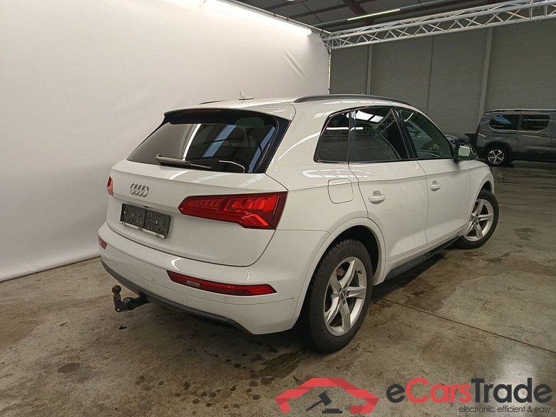 Audi Q5 Business Edition Sport 35 TDI 5d #2