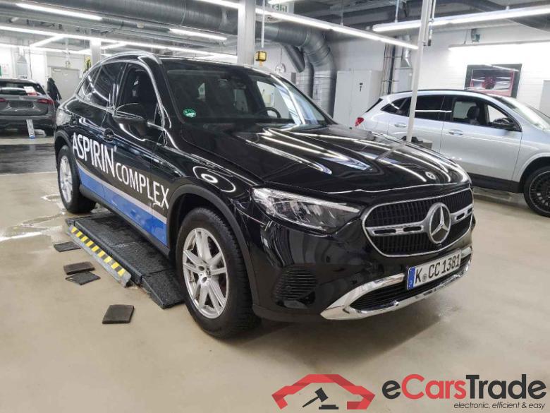 Mercedes-Benz GLC (BM 254)(06.2022->) DE - SUV5 GLC 200 EU6d, Avantgarde 4Matic (EURO 6d), 2022 - 2024 #2