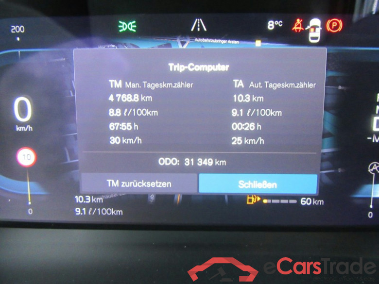 Volvo XC40 (2017->) DE - SUV5 B4 2WD EU6d, Plus Dark (EURO 6d), (Facelift) 2022 - 2024 #6