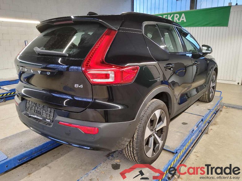 Volvo XC40 (2017->) DE - SUV5 B4 2WD EU6d, Plus Dark (EURO 6d), (Facelift) 2022 - 2024 #3