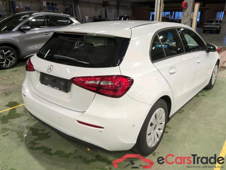 MERCEDES-BENZ CLASS A (W177) A 160 #4