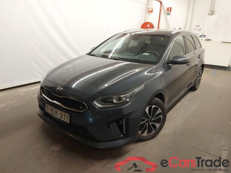KIA cee'd Sportswagon Business Line 1.6 GDi PHEV DCT 5d #1