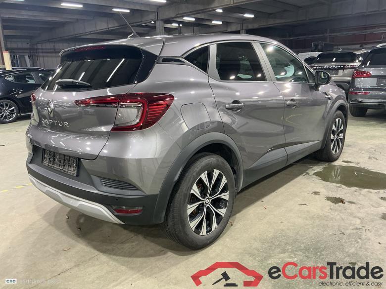 RENAULT CAPTUR 1.3 TCE 140 EDC LIMITED #3 #4