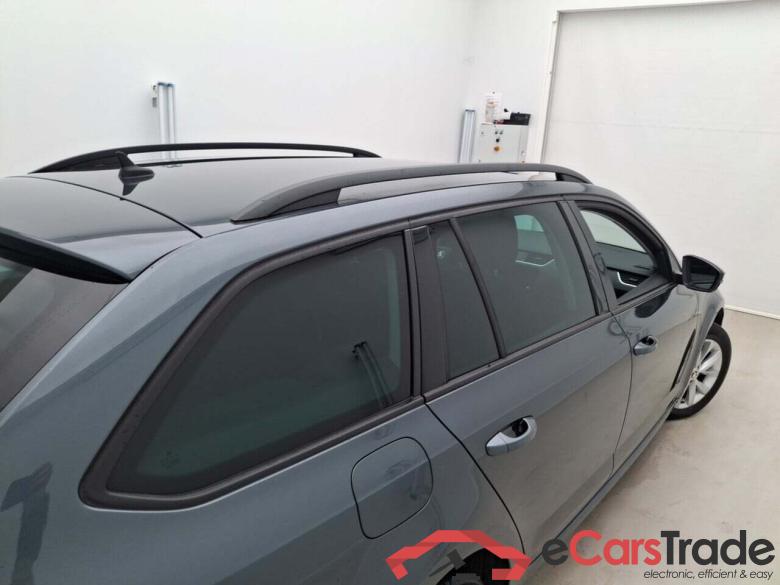 SKODA OCTAVIA COMBI 1.6 CRTDI GREENTECH AMBITION #5
