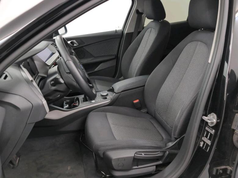 BMW 116d LED-Xenon Navi KeylessGo Klima PDC ... #5