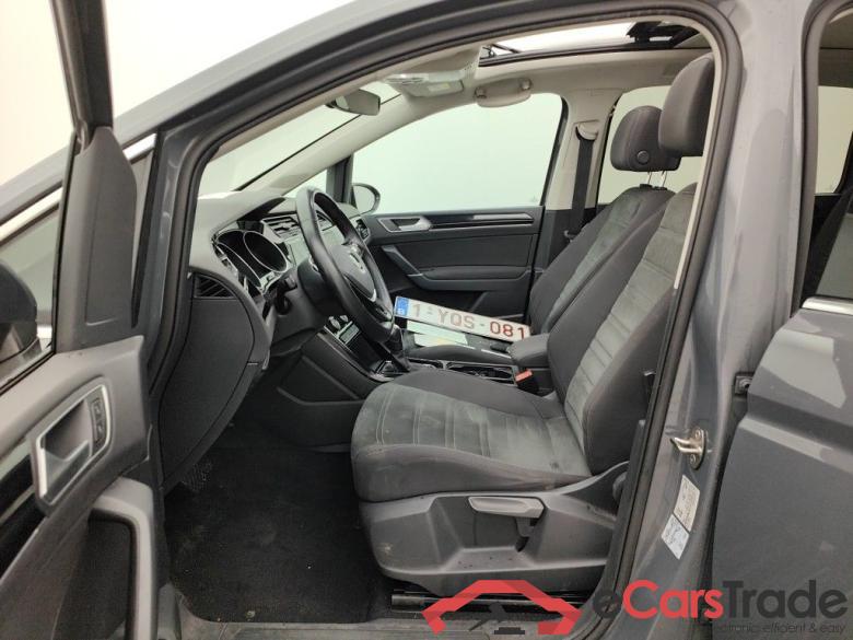 Volkswagen Touran 1.5 TSi Highline DSG 5d #3