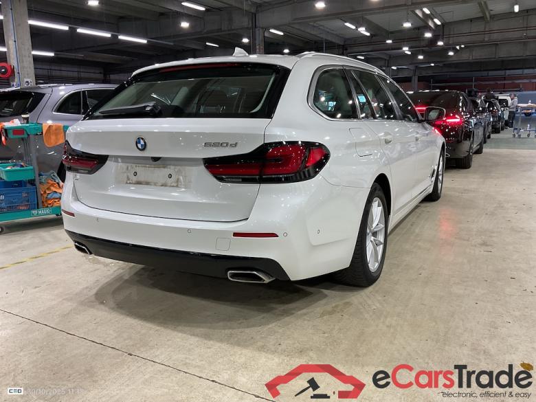 BMW 5 SERIES TOURING 2.0 520D 120KW TOURING AUTO #4