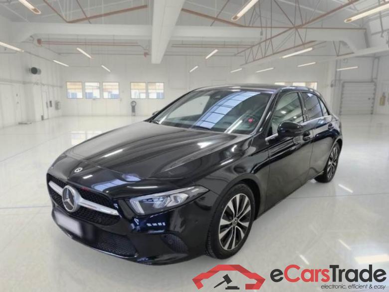 MERCEDES-BENZ CLASSE A / 2018 / 5P / BERLINA A 180 AUTOMATIC BUSINESS #1