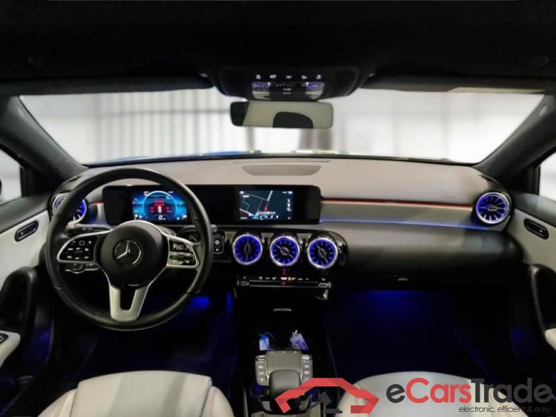 MERCEDES-BENZ CLASSE A / 2018 / 5P / BERLINA A 180 AUTOMATIC BUSINESS #3