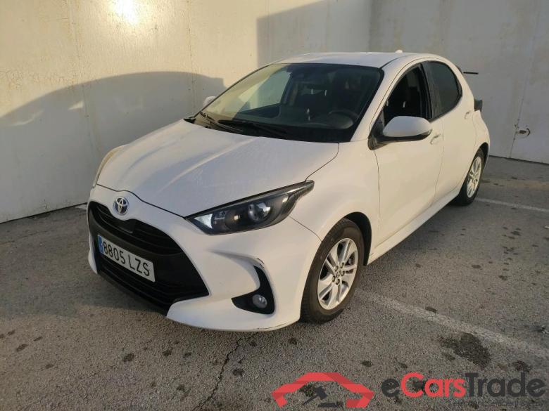 TOYOTA Yaris / 2020 / 5P / berlina con portón 1.5 120H Business Plus #1